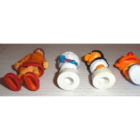 Lot of 5 Toy Figures - Velma, Elmo, Bugs Bunny, Daffy Duck & Stitch - Picture 8 of 9